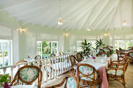 Villa Serena Hotel y Restaurant