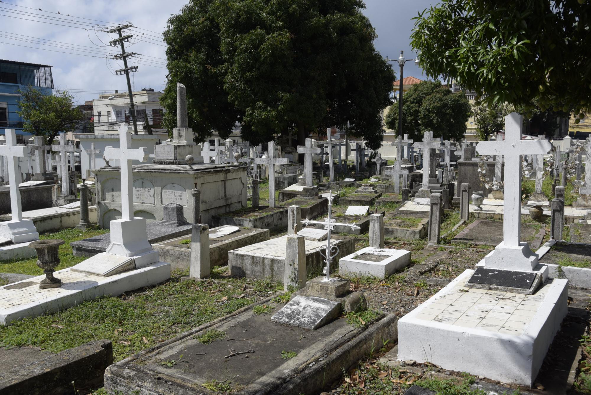 Cementerio, Los Robalos
